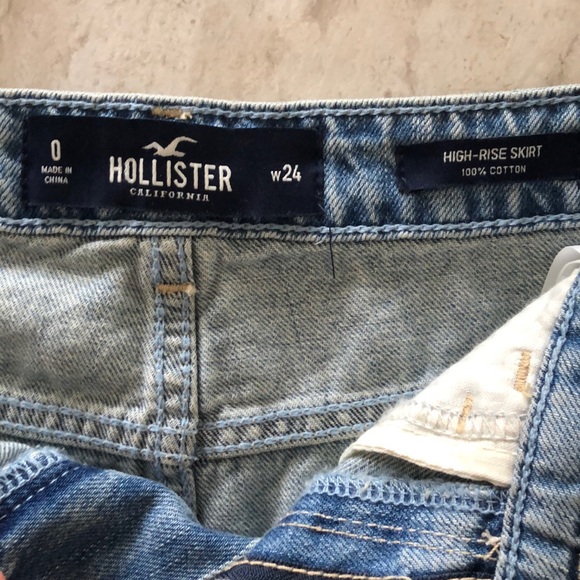Hollister High-Rise Denim Skirt - Picture 3 of 3